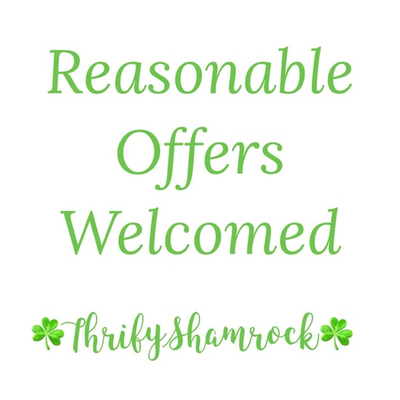 Meet your Posher, Karen - Picture 2 of 12